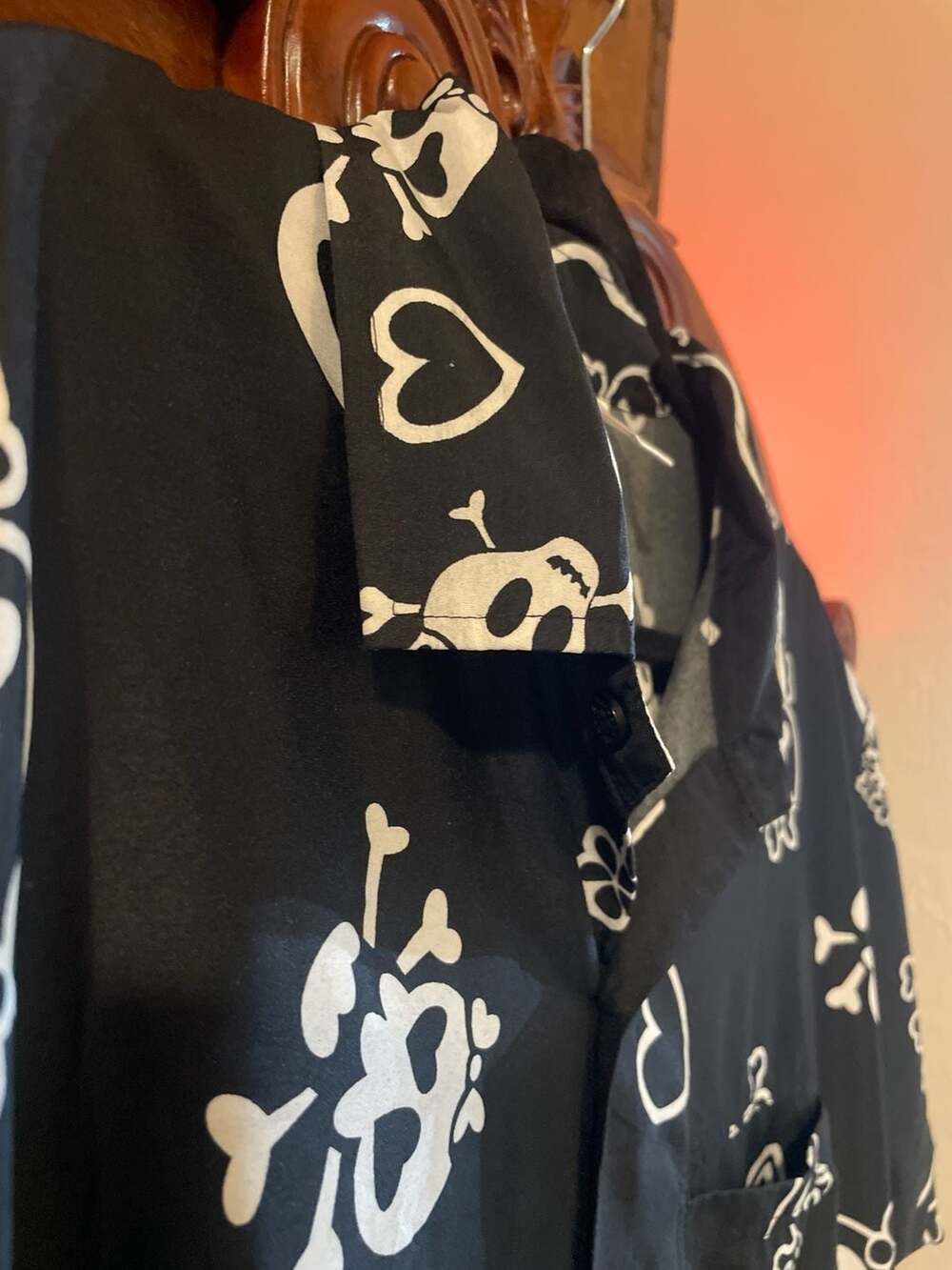 Happy Bay Skulls and Hearts Short Sleeve Button Down Shirt XXL - Picture 11 of 14